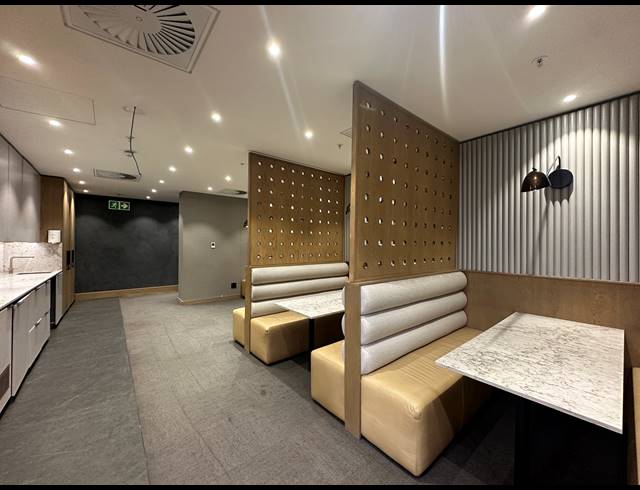 552M² OFFICE TO LET IN SANDTON CENTRAL